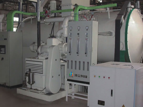 Horizontal two-chamber vacuum furnace karborizatsii