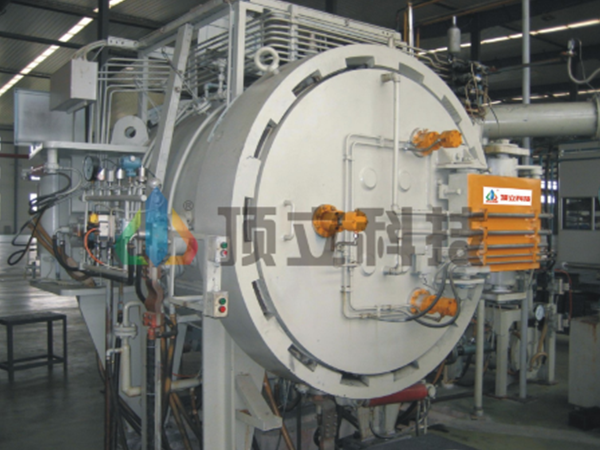 Печь для спекания под давлением газа